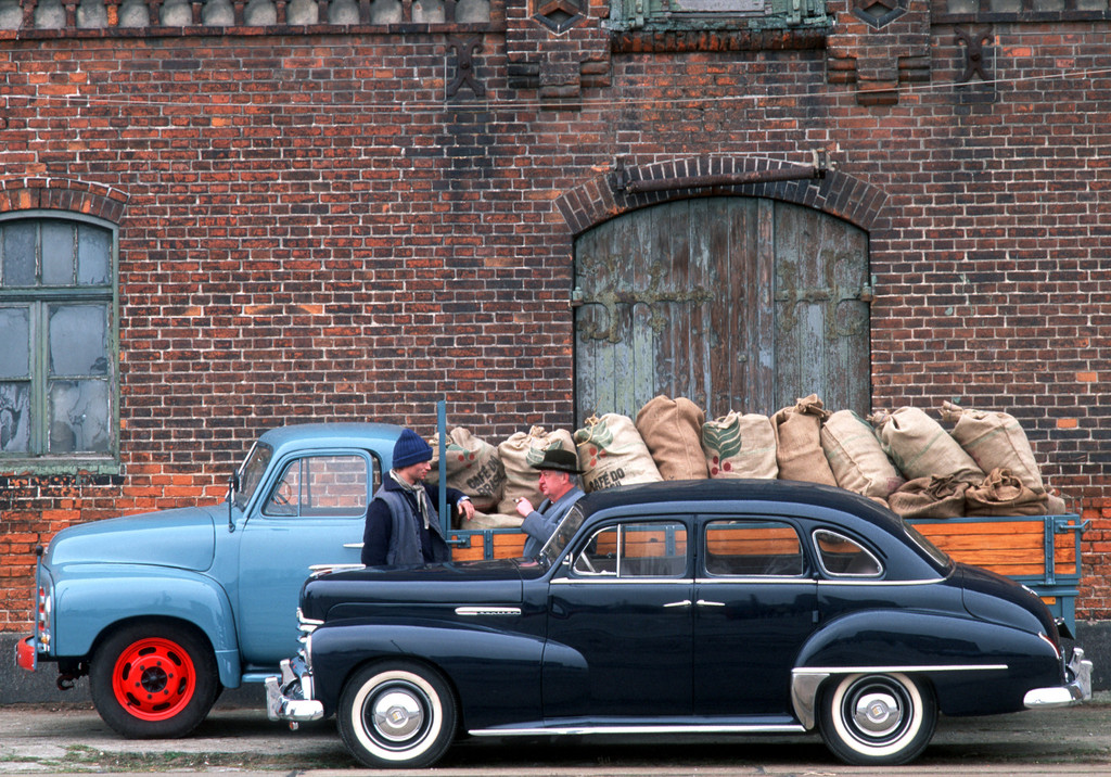 102 Oldtimer fahren durch den Schwarzwald