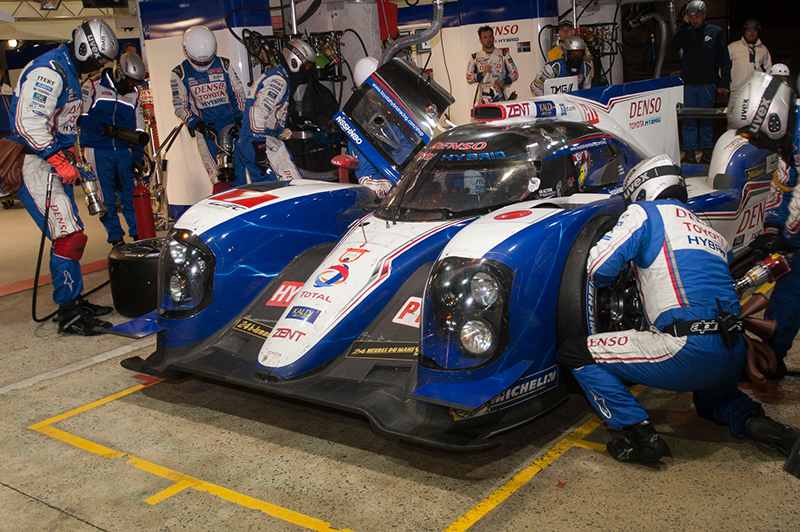 24 Stunden Le Mans: Audi siegreich mit e-tron quattro