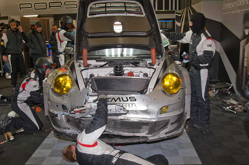 24 Stunden Le Mans: Audi siegreich mit e-tron quattro