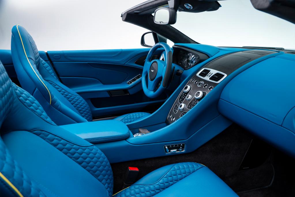 Aston Martin 