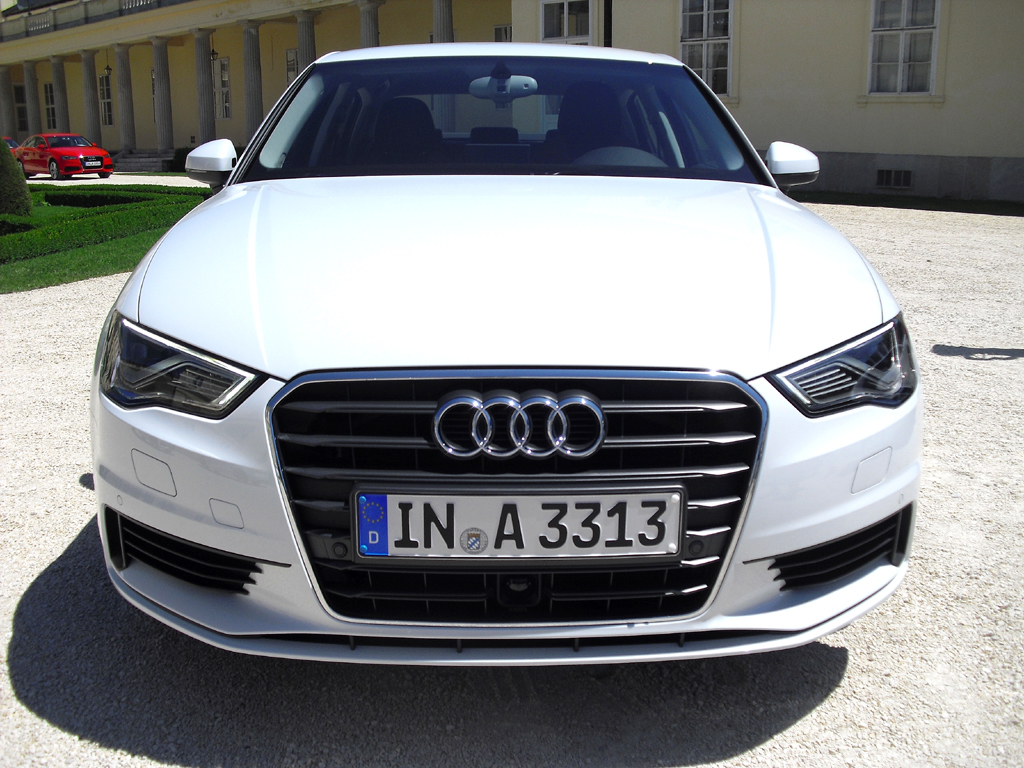 Audi A3 Limousine: Blick auf die Frontpartie. 
