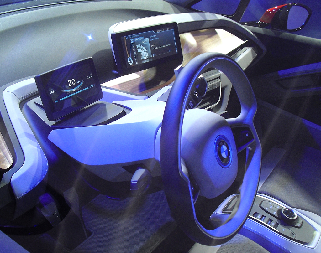 Blick ins Cockpit der Studie BMW i3 Concept. 