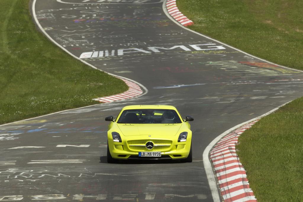 Das Fahrzeug entspricht laut Mercedes der Serienversion