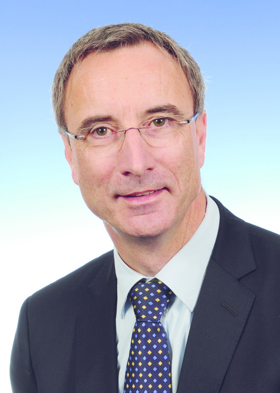 Dr. Andreas Offermann.

