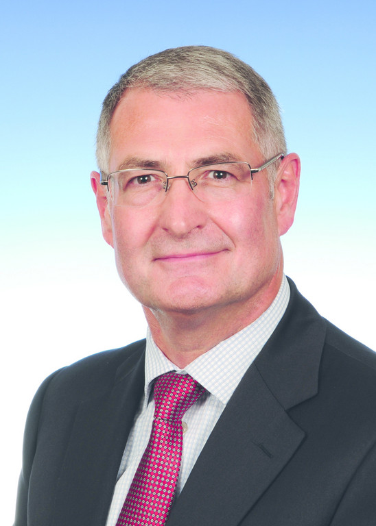 Dr. Heinz-Jakob Neußer.