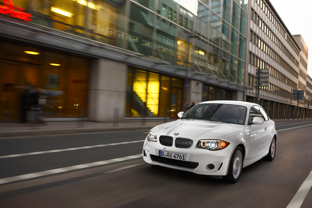 Drive Now mit dem BMW Active E in München