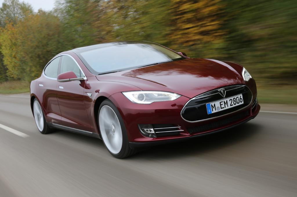 Elektroauto Tesla Model S - Voller Akku in 90 Sekunden
