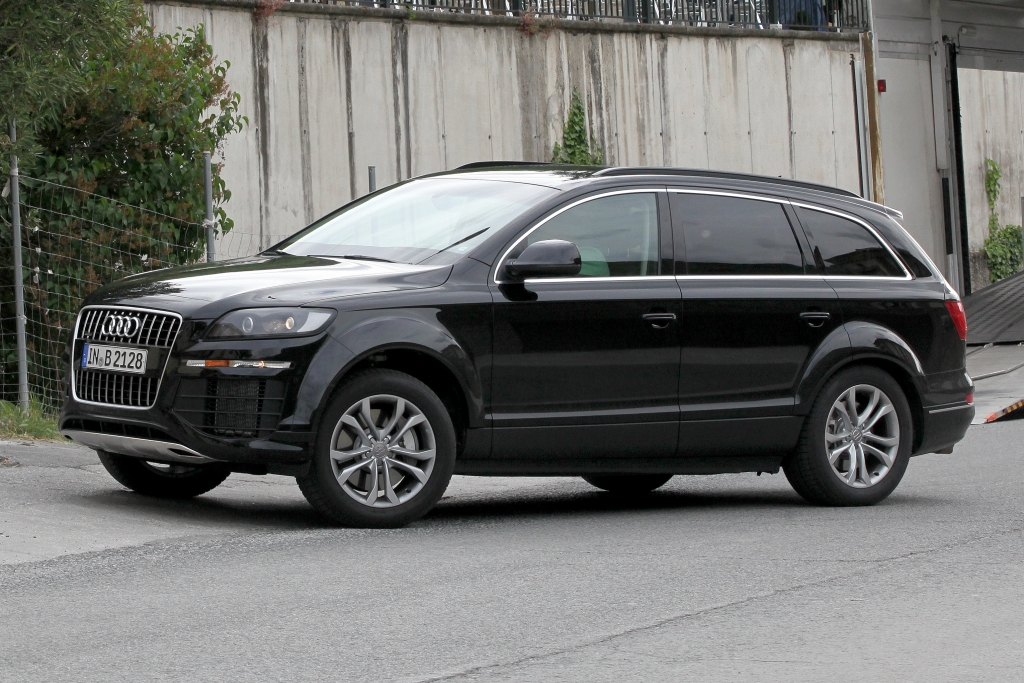 Erwischt: Erlkönig Audi Q7 – Radikaldiät für den Herrn der Ringe