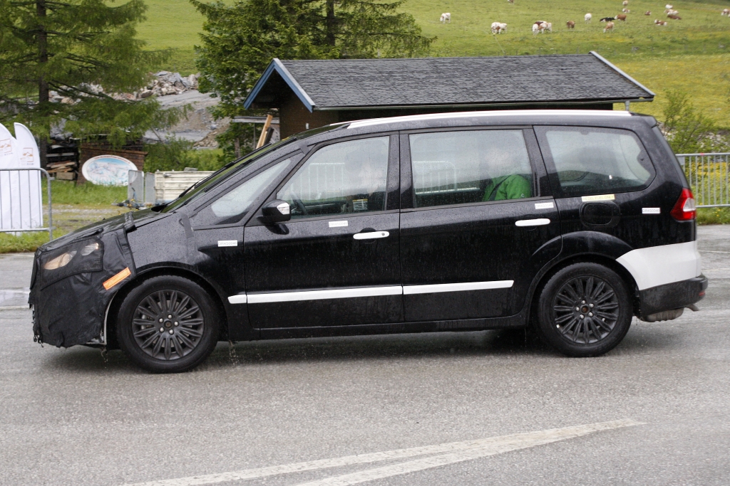 Erwischt: Erlkönig Ford Galaxy – Neues Raumschiff