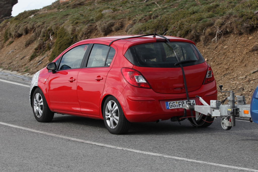 Erwischt: Erlkönig Opel Corsa Facelift – Der zieht was weg