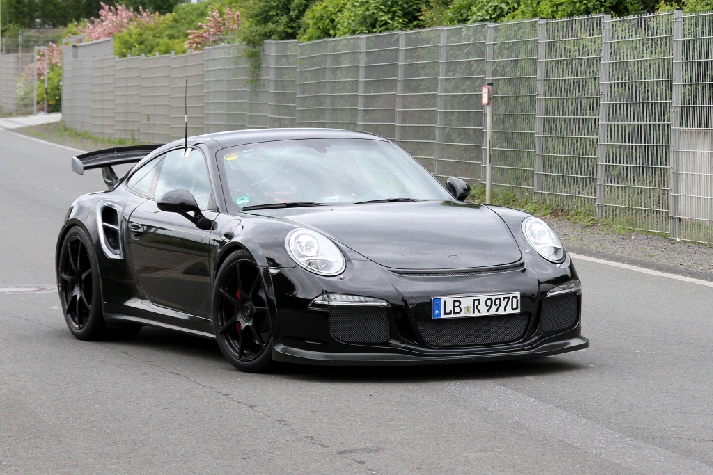 Erwischt: Erlkönig Porsche 911 GT2 – Mehr Dampf im Kessel