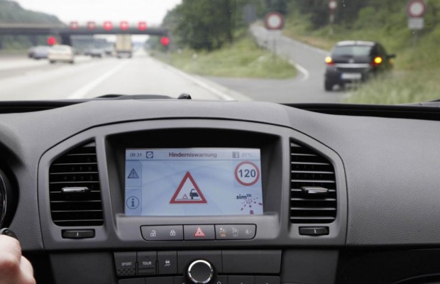Intelligente Autos und Straßen - Pilotversuch attestiert Serienreife