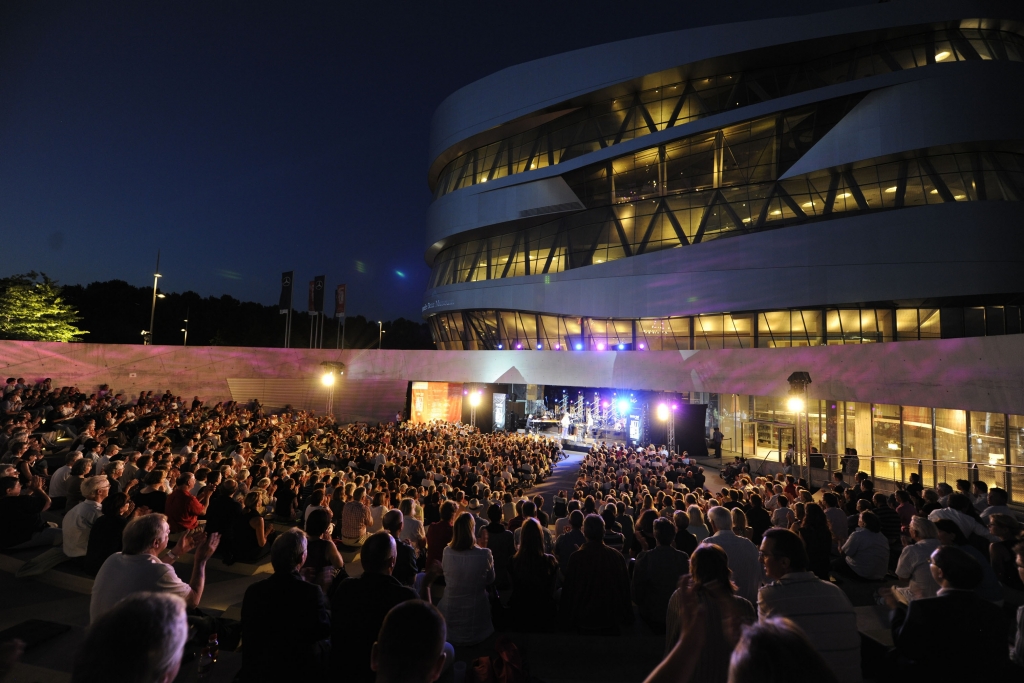 Jazz am Mercedes-Benz-Museum