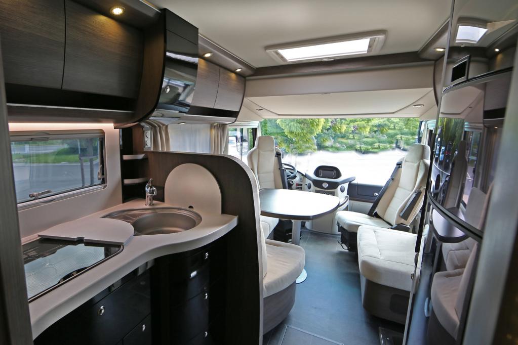 Neue Luxus-Reisemobile von Concorde