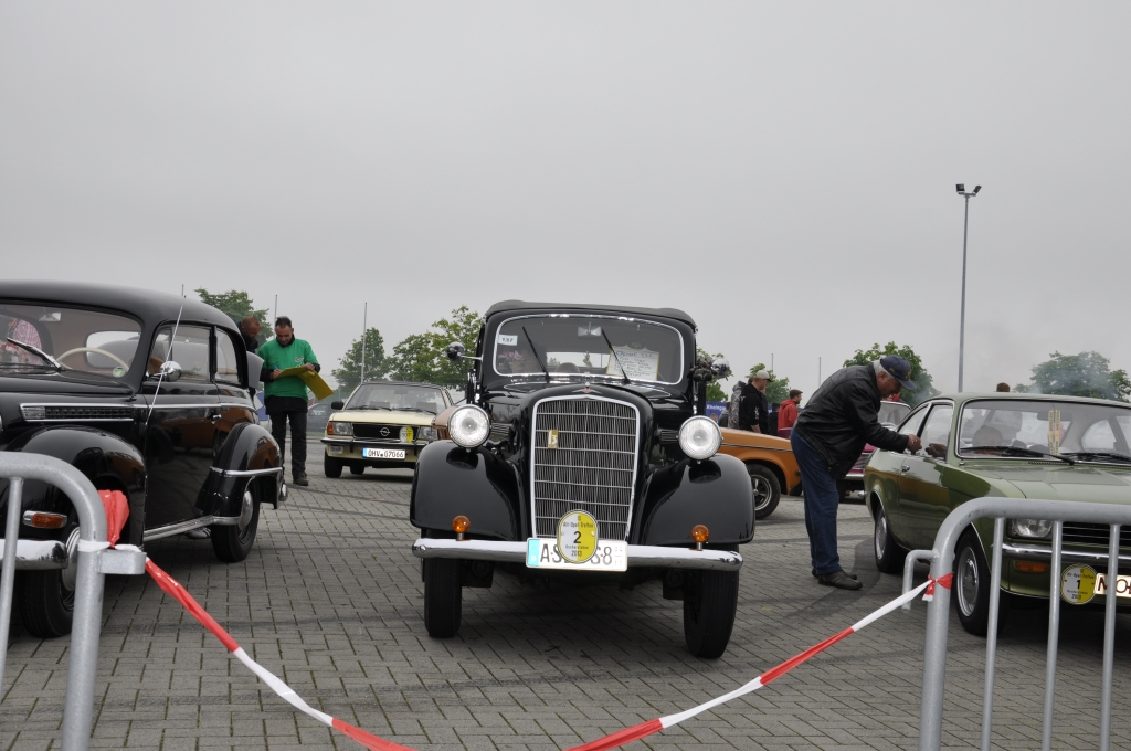 Opel Treffen 2013 - Regen, Blitze und viel gute Laune