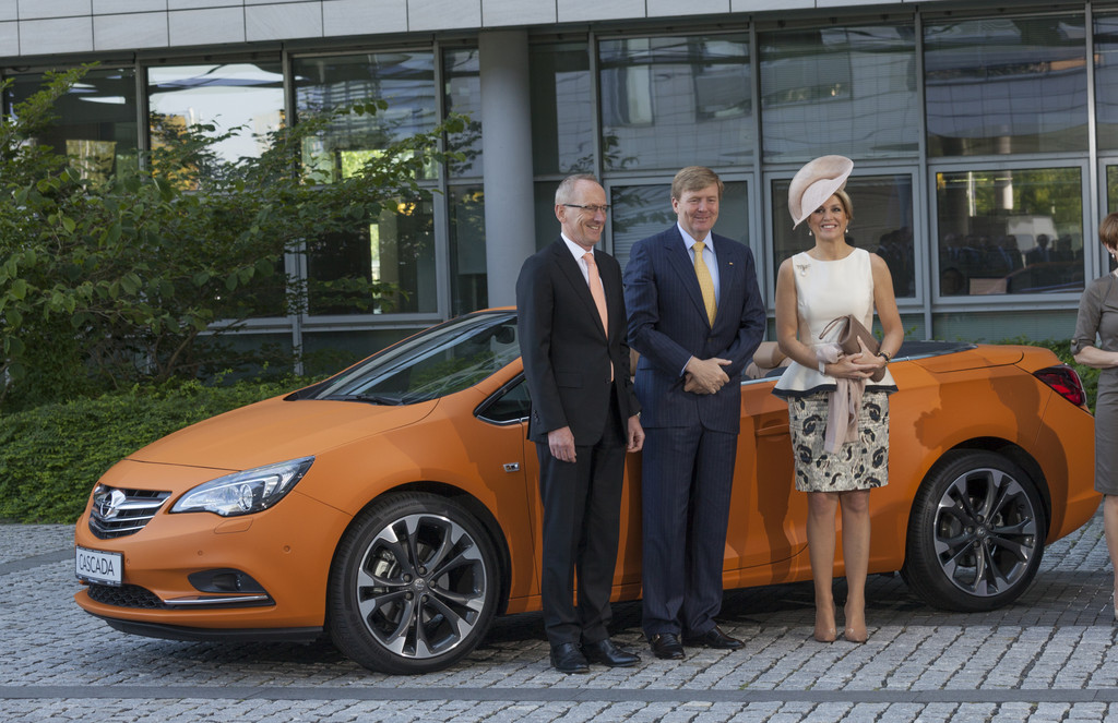 Opel erwartet 2000 Klassiker an den Opelvillen