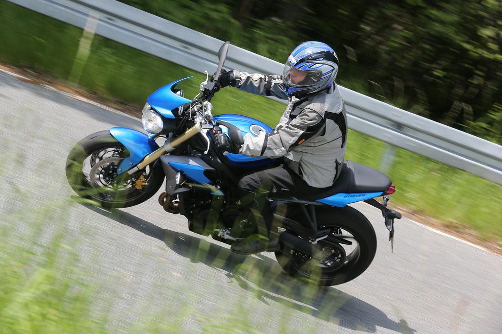 Pressepräsentation Triumph Street Triple 35 kW: Operation gelungen