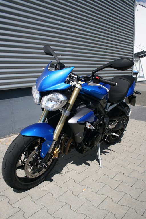 Pressepräsentation Triumph Street Triple 35 kW: Operation gelungen