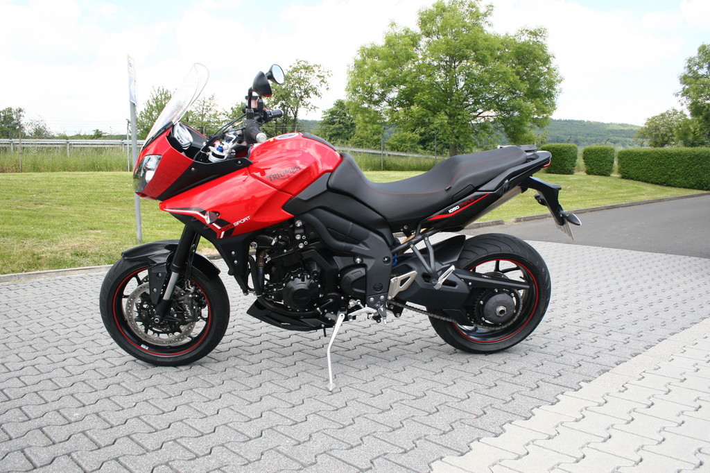 Pressepräsentation Triumph Tiger Sport: Straßenfeger