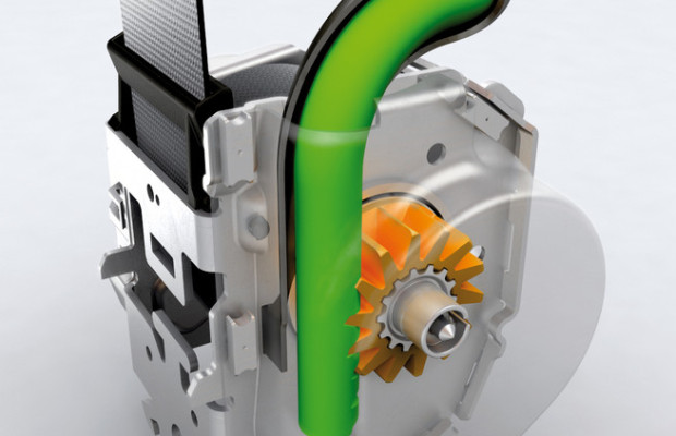 TRW Automotive liefert neuen Gurtstraffer aus