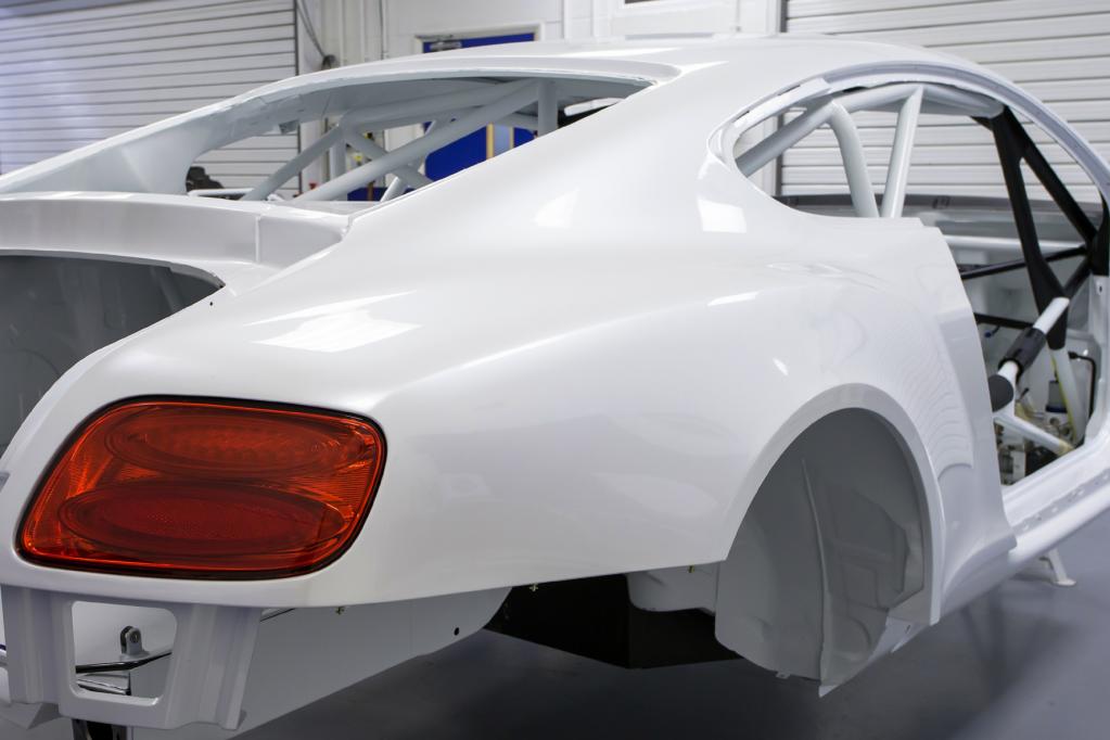 Ten Years After: Bentley Continental GT3 vor der Rennreife