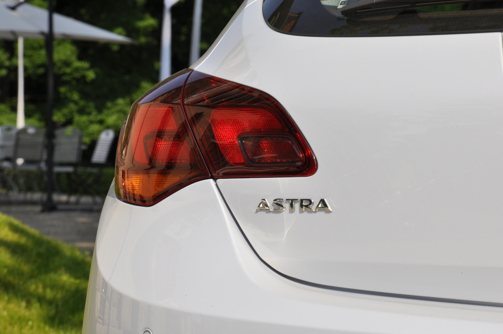 Test Opel Astra 1.6 SIDI - Turboloch? Nie gehört