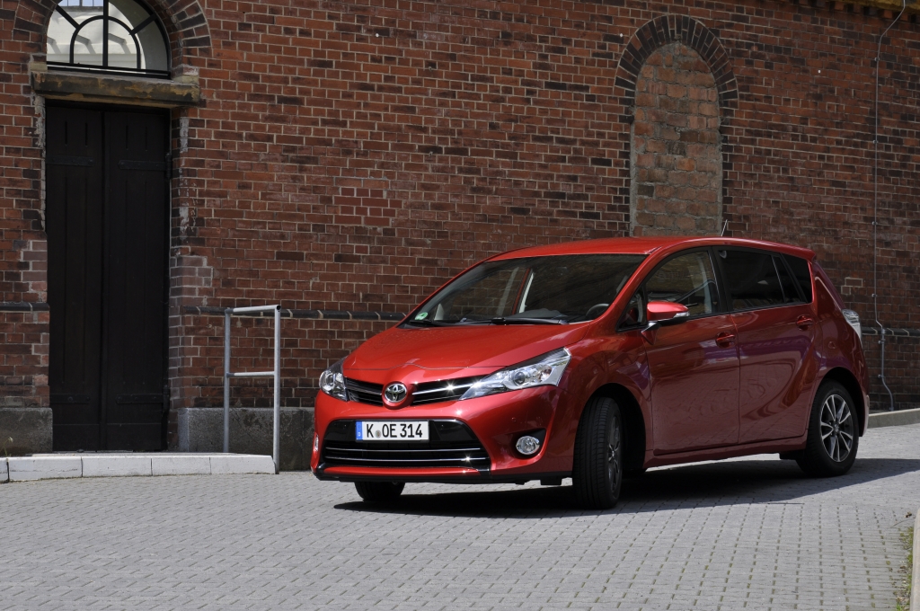 Test Toyota Verso 2.0 D-4D – Der Van mit den zwei Gesichtern