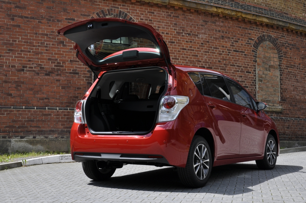 Test Toyota Verso 2.0 D-4D – Der Van mit den zwei Gesichtern