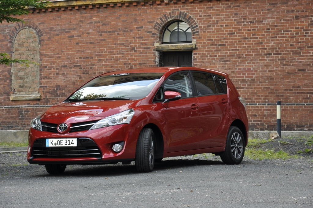 Test Toyota Verso 2.0 D-4D – Der Van mit den zwei Gesichtern