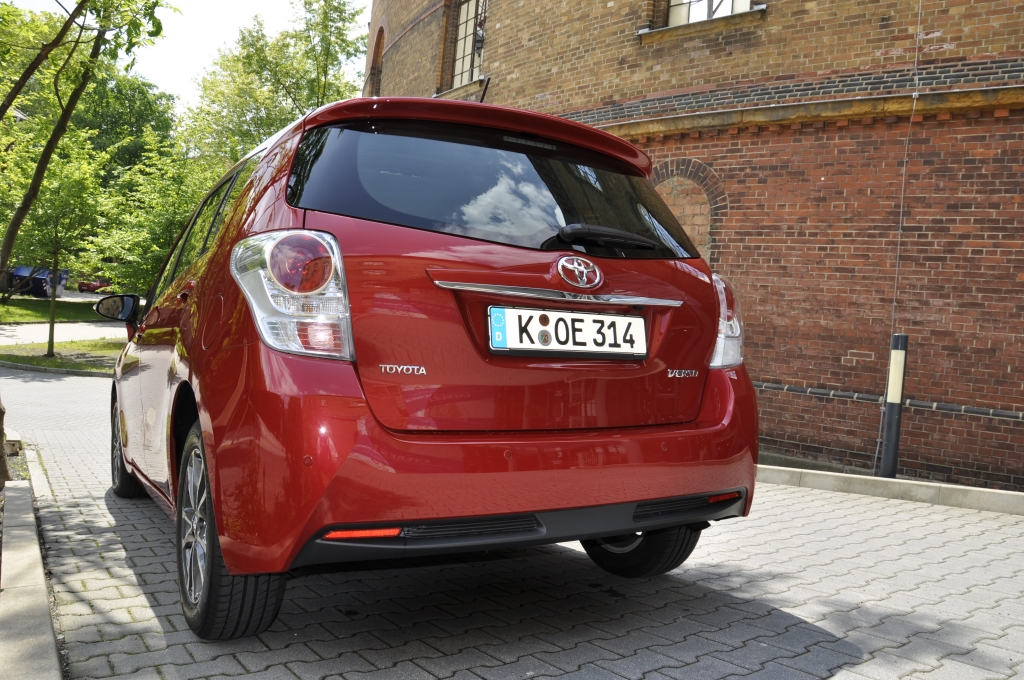 Test Toyota Verso 2.0 D-4D – Der Van mit den zwei Gesichtern