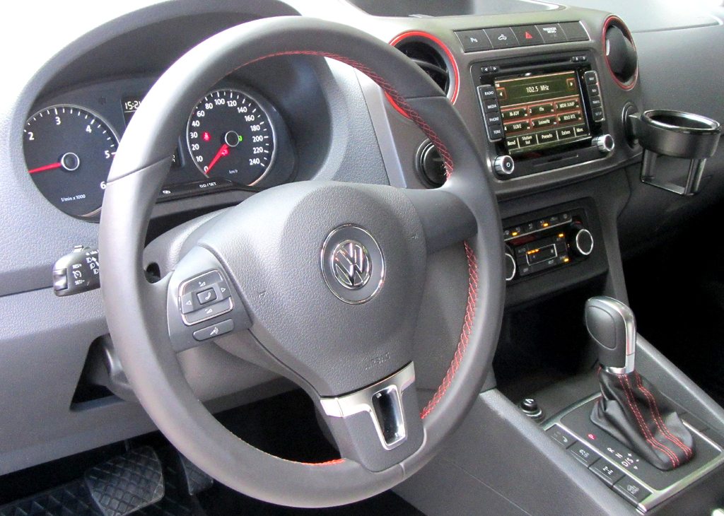 VW Amarok Canyon: Blick ins Cockpit. 