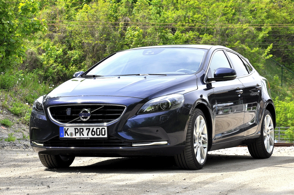 Volvo V40 D4 Geartronic Summum: Fünf gute Gründe, Platz zu nehmen
