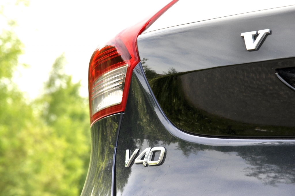 Volvo V40 D4 Geartronic Summum: Fünf gute Gründe, Platz zu nehmen