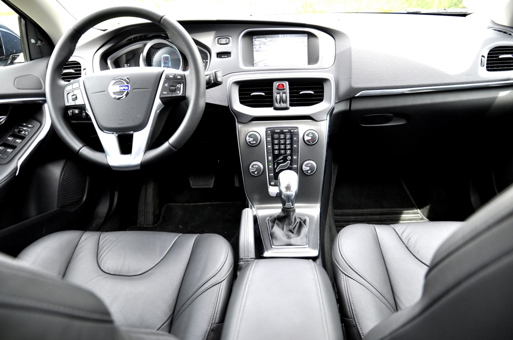 Volvo V40 D4 Geartronic Summum: Fünf gute Gründe, Platz zu nehmen