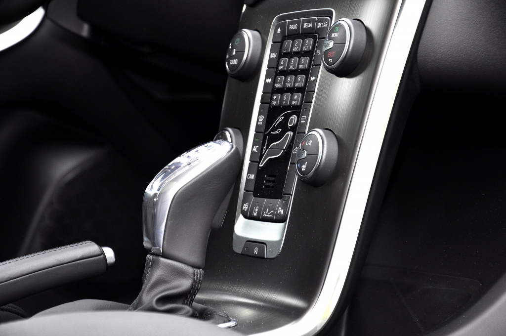 Volvo V40 D4 Geartronic Summum: Fünf gute Gründe, Platz zu nehmen