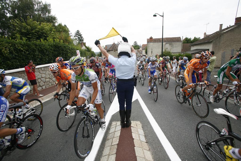100. Tour de France: Härtetest auch für Fahrradreifen
