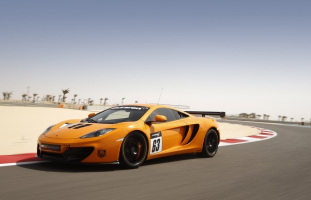 Augen auf die Strecke – McLaren zeigt Rennstreckenversion »Sprint« des 12C beim Goodwood Festival of Speed.