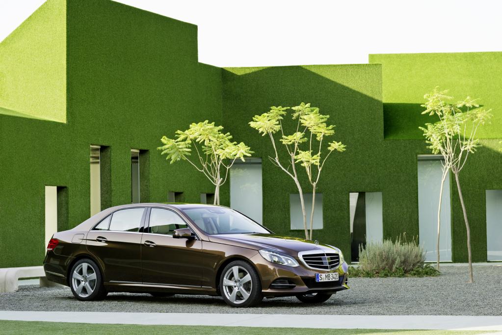 Autohändler gegen Online-Pläne von BMW und Mercedes-Benz