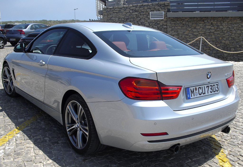 BMW 4er Coupé: Blick auf die Heckpartie. 