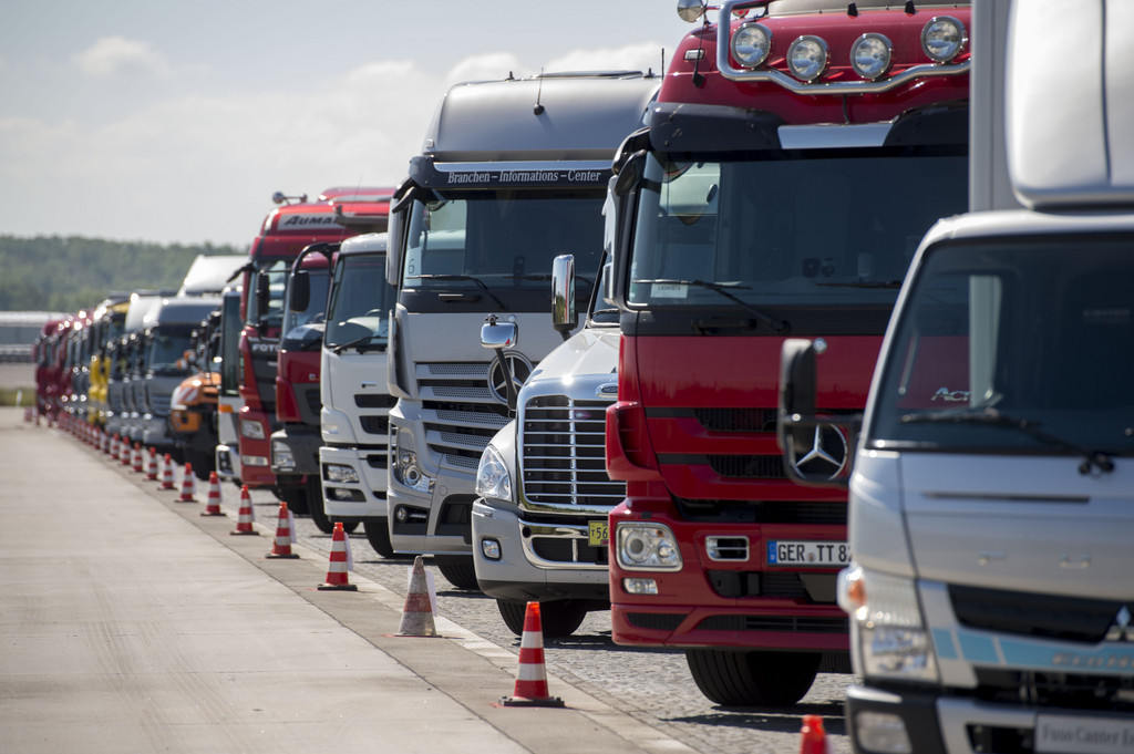 Bernhard resümiert Strategie Daimler-Nutzfahrzeuge