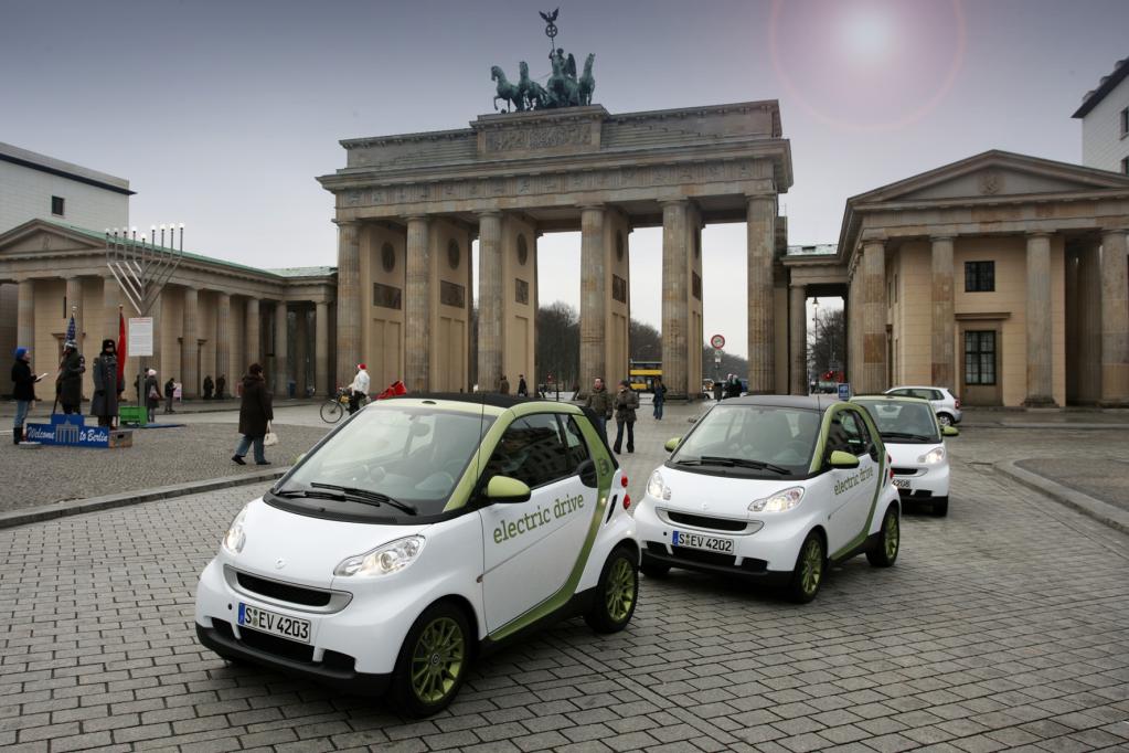 Bundesregierung: Elektroauto-Ziel im Rückwärtsgang auf 600 000 Einheiten