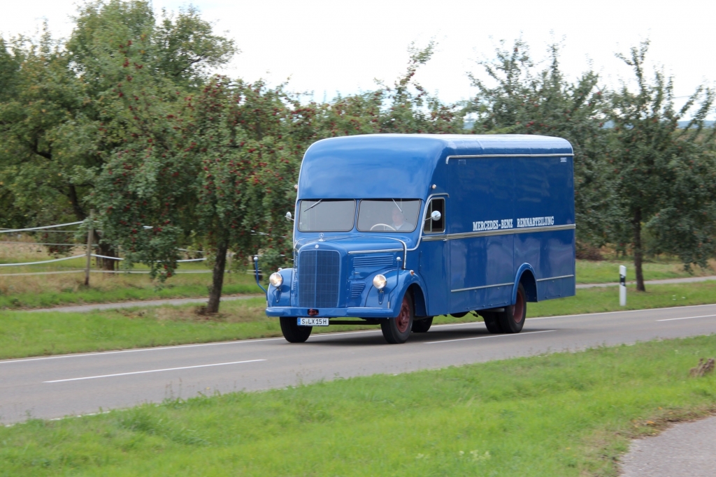 Das gemütliche Comeback eines Renntransporters