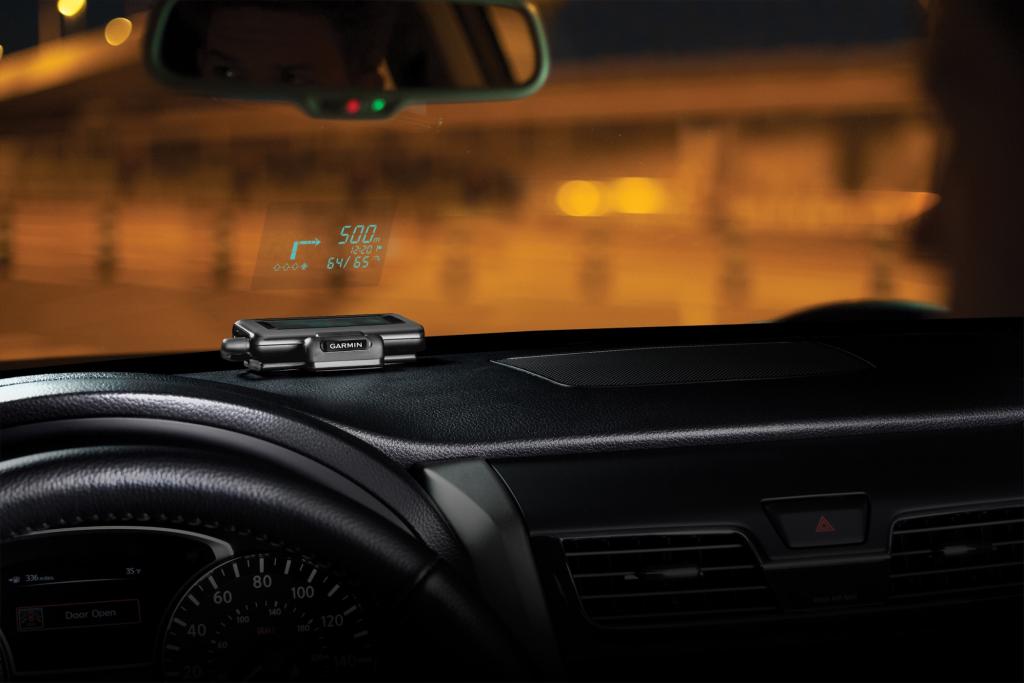 Der kleine Projektor soll das Autofahren erleichtern