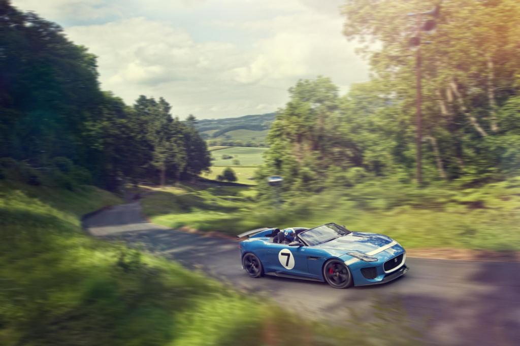 Die Studie ist eine Hommage an den Jaguar D-Type der 50er-Jahre