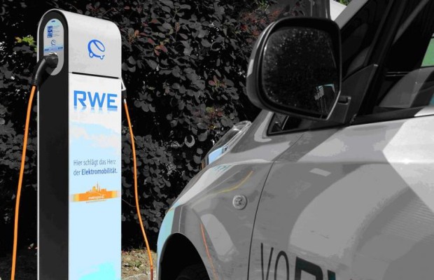 Elektroautos fahren nur mit Sonnenstrom