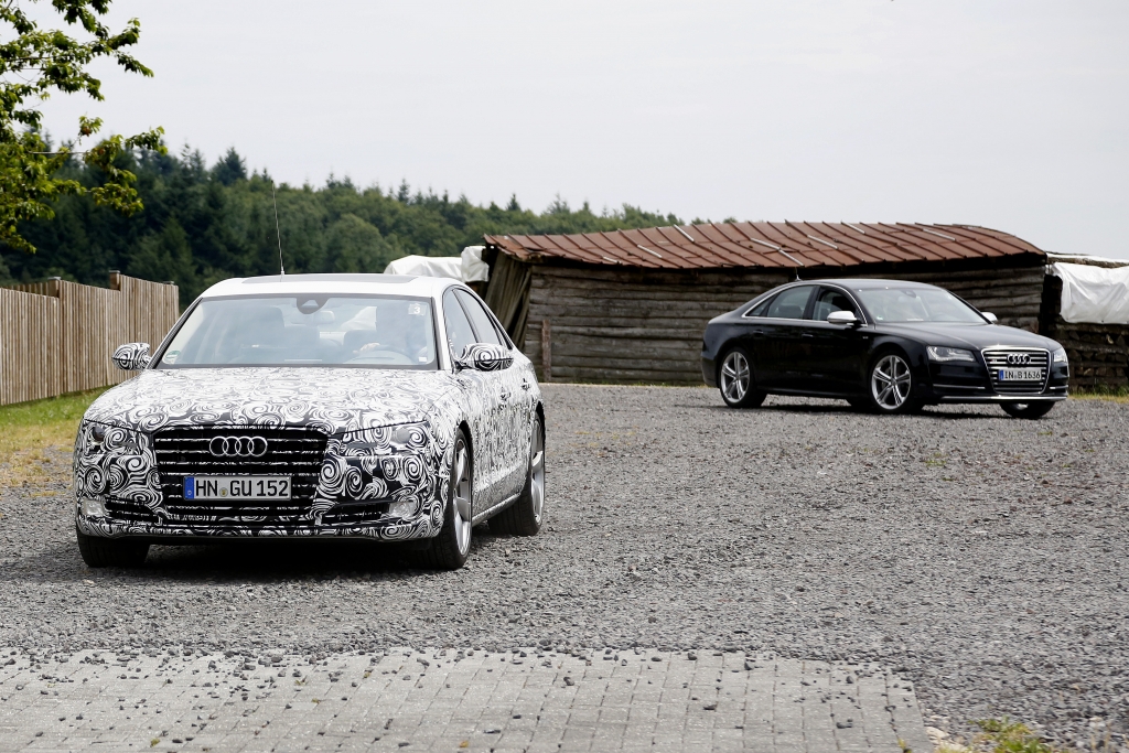 Erwischt: Erlkönig Audi A8 Facelift – Treffen der Generationen