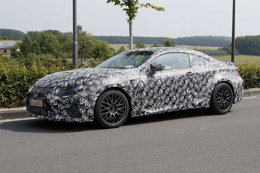 Erwischt: Erlkönig Lexus IS-F Coupé – Wie ist dein Name?