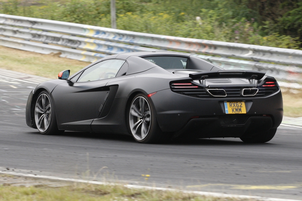Erwischt: Erlkönig McLaren 12C  – Er lässt die Hüllen langsam fallen