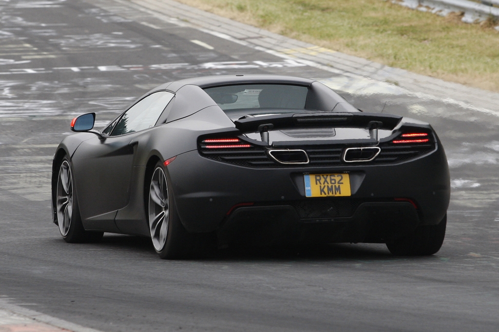 Erwischt: Erlkönig McLaren 12C  – Er lässt die Hüllen langsam fallen