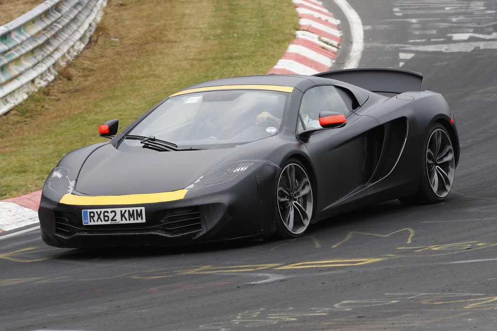 Erwischt: Erlkönig McLaren 12C – Er lässt langsam die Hüllen fallen